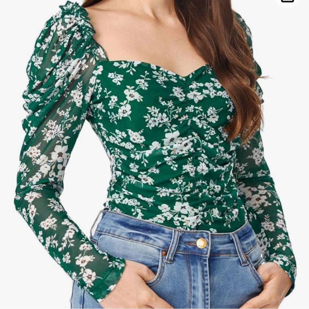 Green & white floral top